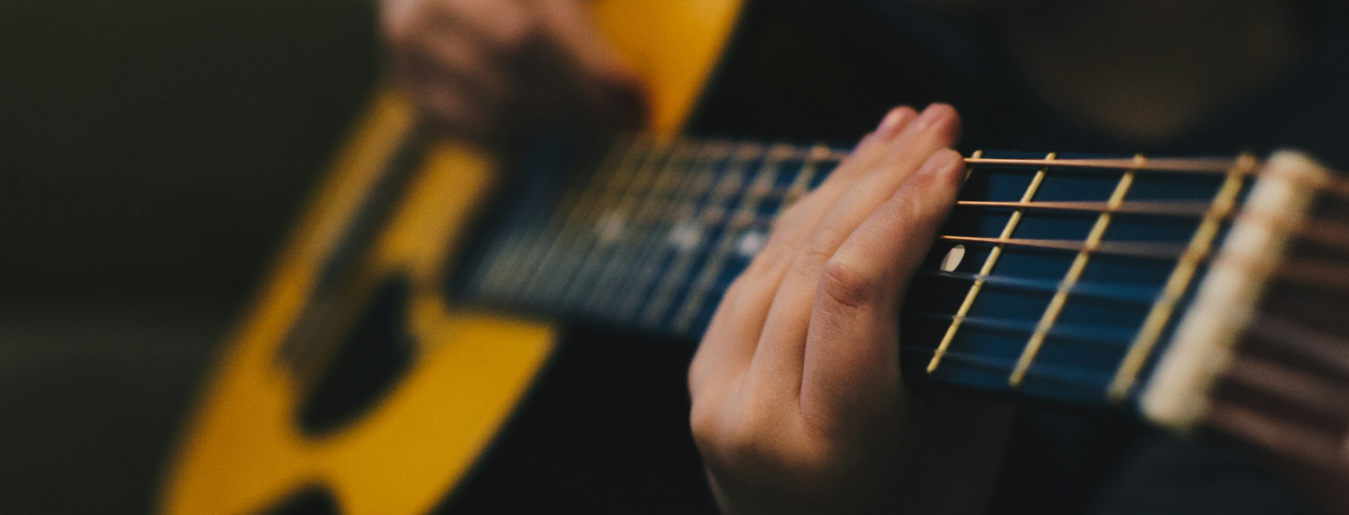 Absolute Beginners Acoustic Guitar Group