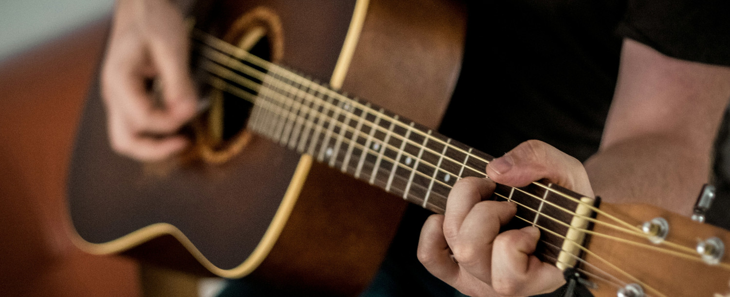 About the Acoustic Guitar Club, Cheltenham